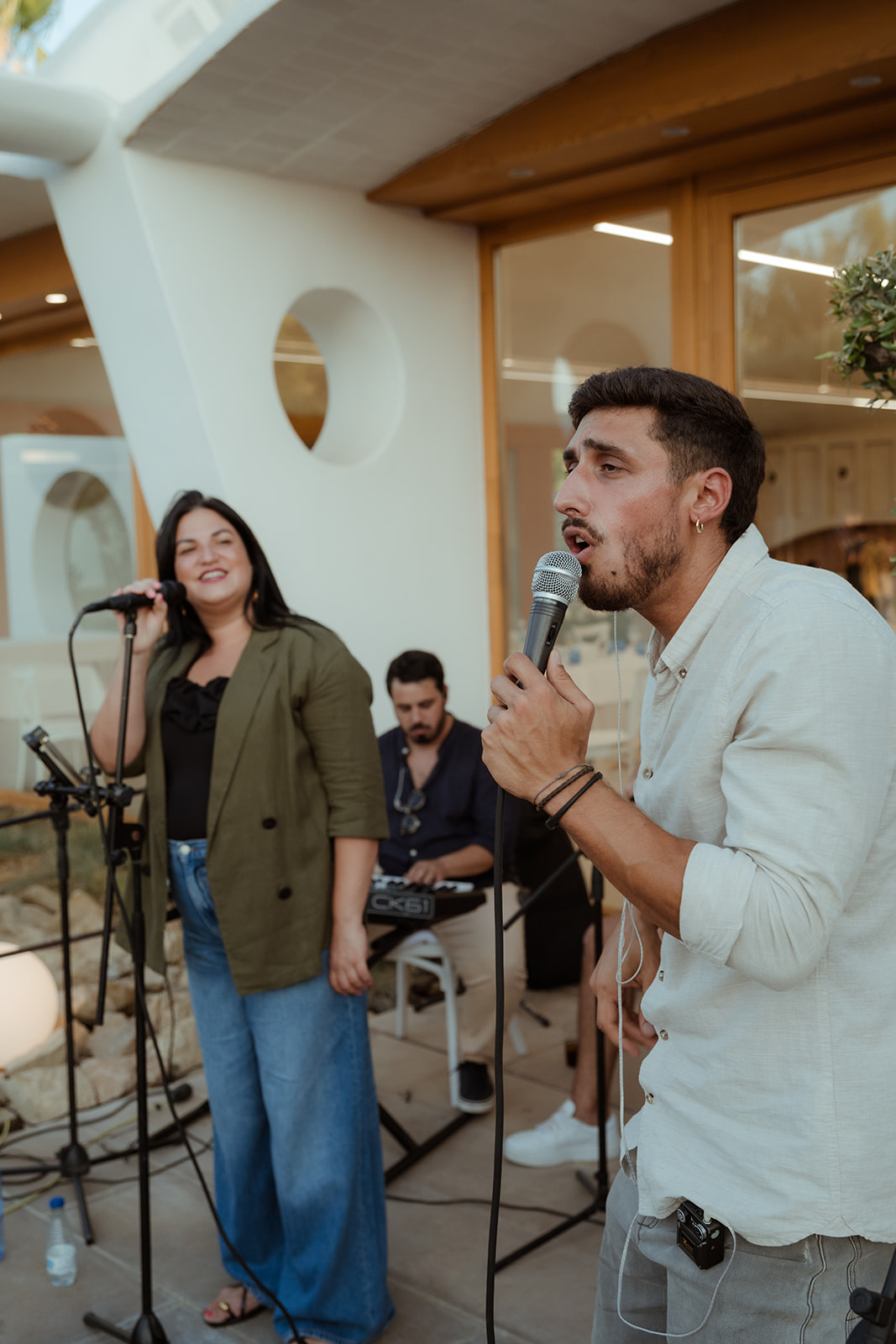 DESIRE-MARQUEZ-CANTANTE-MUSICA-EN DIRECTO