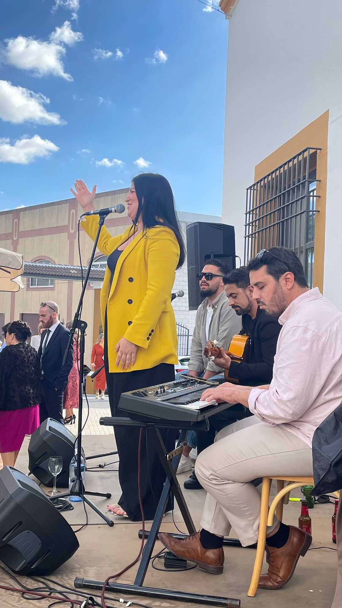 DESIRE-MARQUEZ-CANTANTE-CORDOBA-CEREMONIA